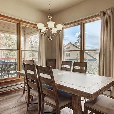 1633 Quicksilver Condo